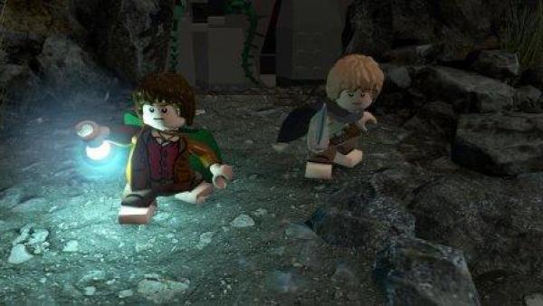Frodo und Sam in einer Höhle.