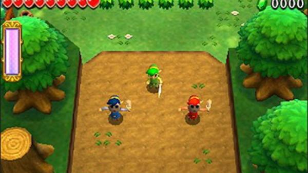 Screenshot: die drei Elfenkinder gehen in einen Wald