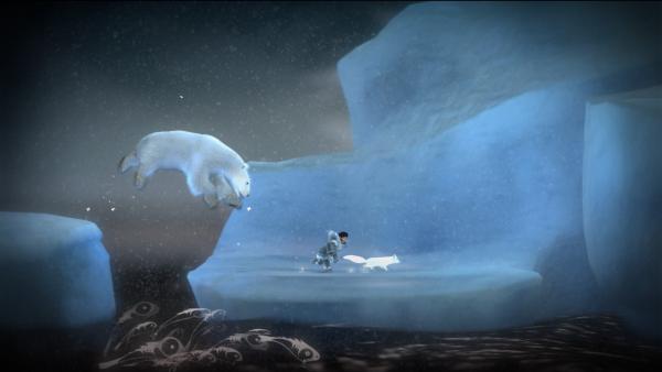 Das Mädchen und der Fuchs flüchten vor einem Eisbären, indem sie von einer Eisscholle hüpfen.